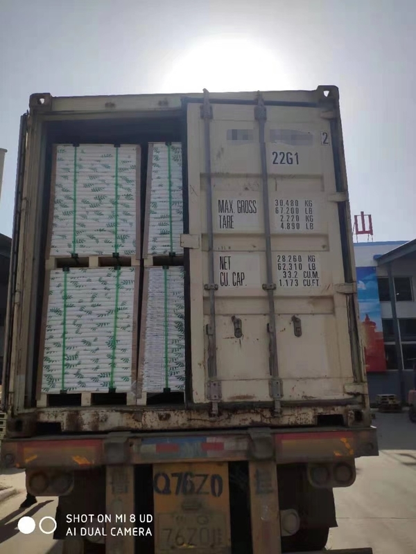 High Opacity NCR Paper with Grammage 62gsm and Density 50-80 G/m2